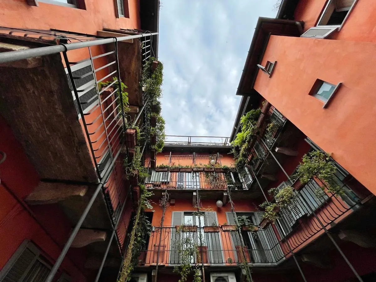 Appartamento [Navigli private terrace]city center&free wifi Milano Italia