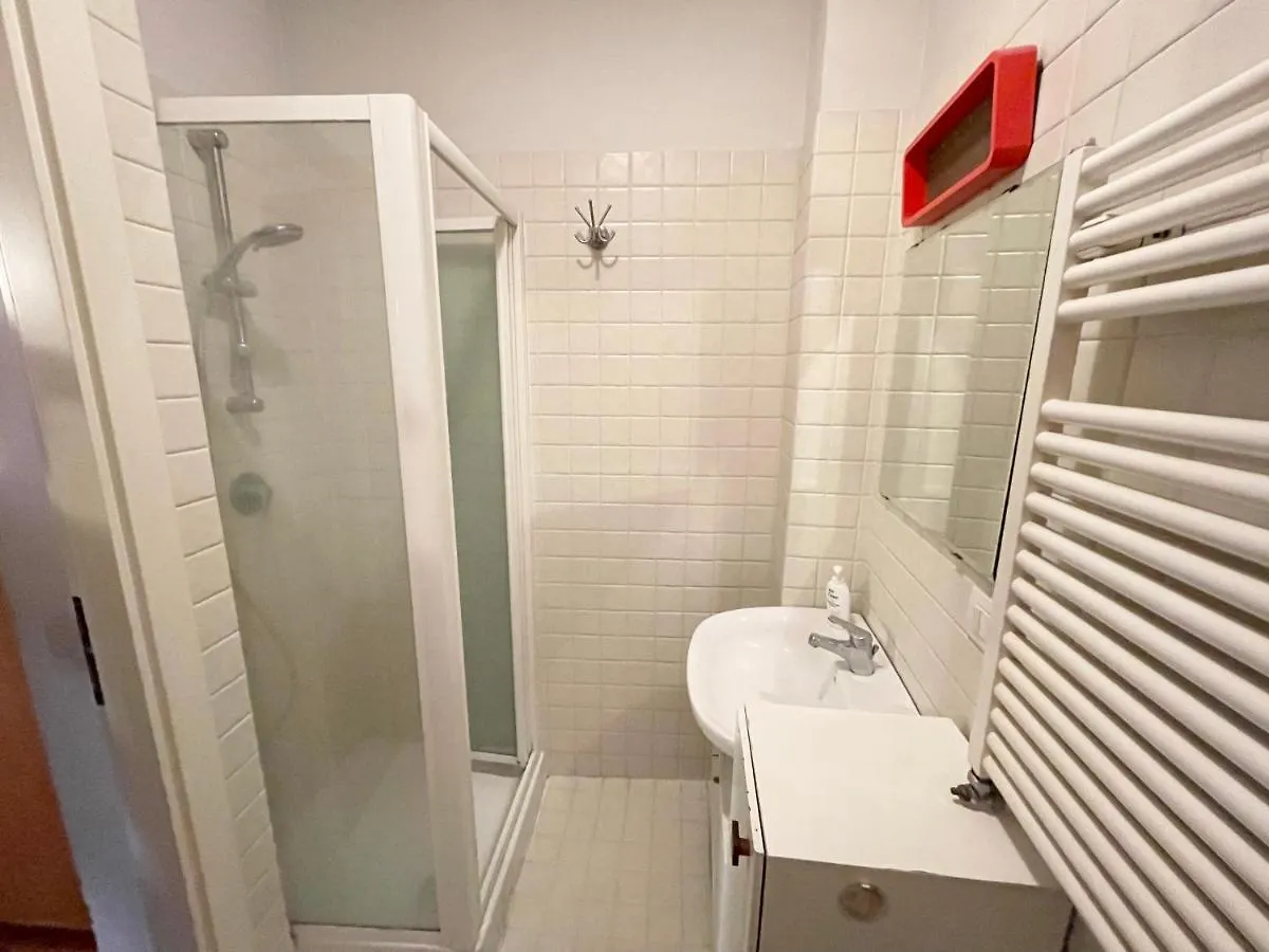 [Navigli private terrace]city center&free wifi Milano 0*,  Italia